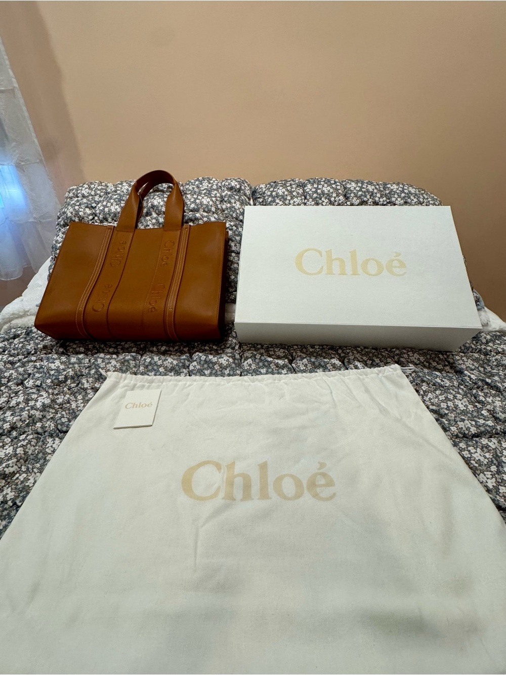 100% AUTHENTIC- Chloe Woody Tote Bag - Large - TAN LEATHER - Picture 6 of 9